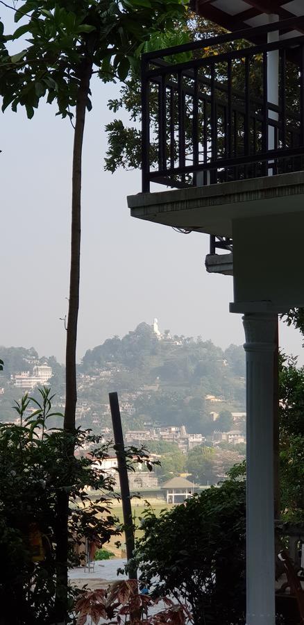 Jaye'S Homestay Kandy Extérieur photo